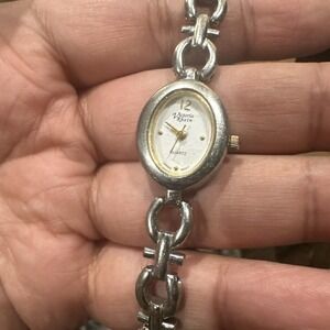 Vintage Victoria Rhein Quartz 18mm Women's Watch Working Fit 6.5 New Battery